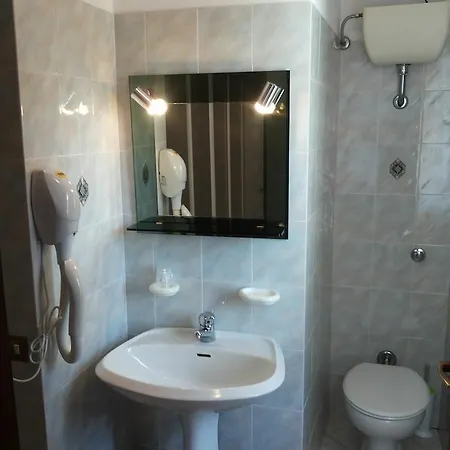 Ponte 3*